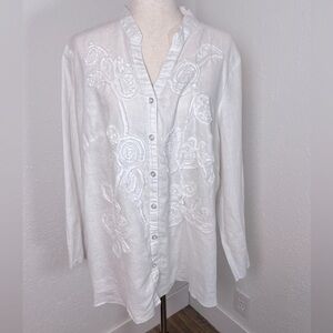 Lucy & Laurel 100% Linen Button Down Blouse